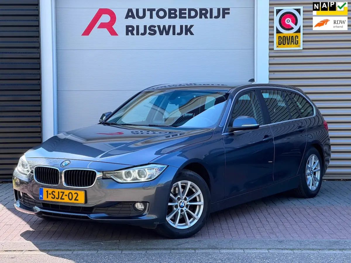 BMW 3-serie Touring 2013 Benzine Handgeschakeld leasen