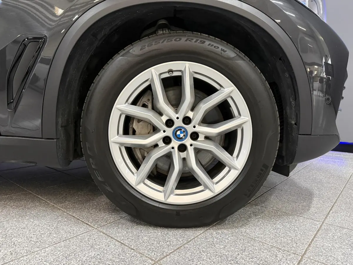 xDrive45e Executive HUD|Pano|Camera