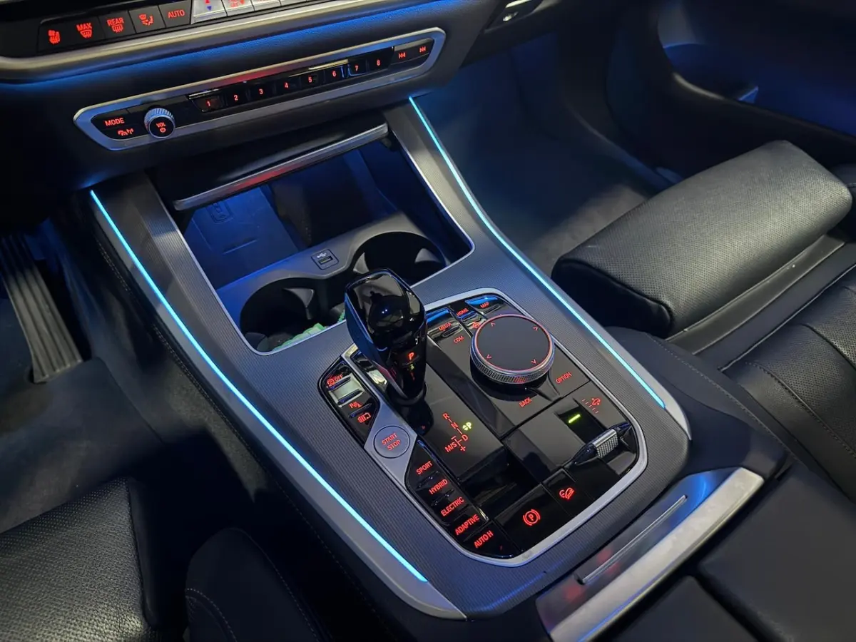 xDrive45e Executive HUD|Pano|Camera
