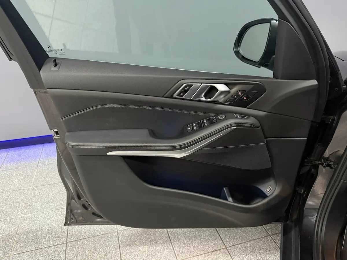 xDrive45e Executive HUD|Pano|Camera