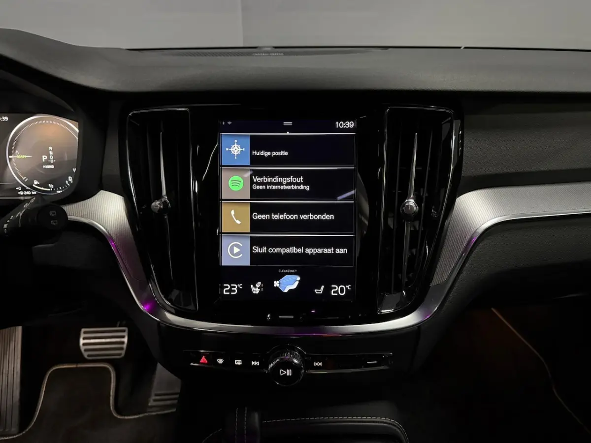 2.0 T6 Recharge AWD R-Design 360|Trekhaak|H/K|HeadUp|Pano