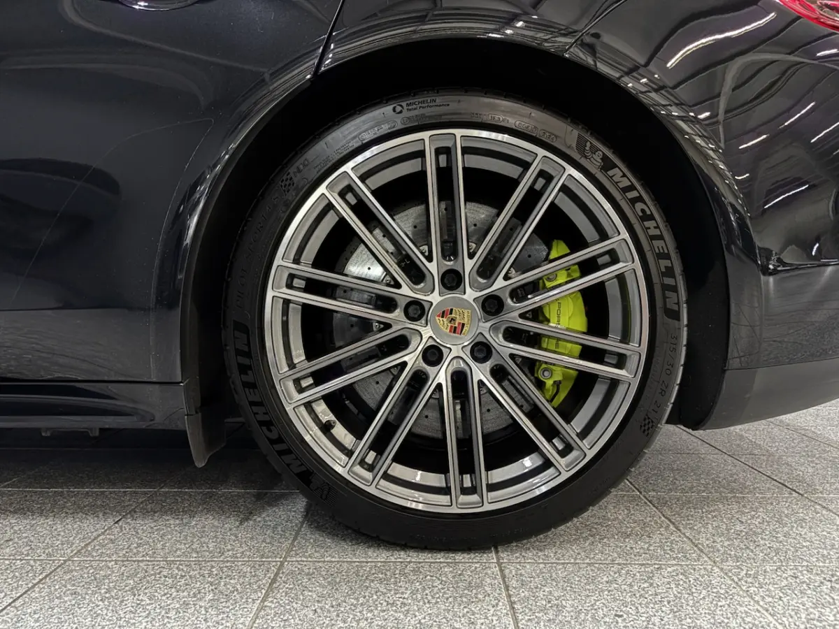 4.0 Turbo S E-Hybrid Keramisch|SportChrono|Sportdesign