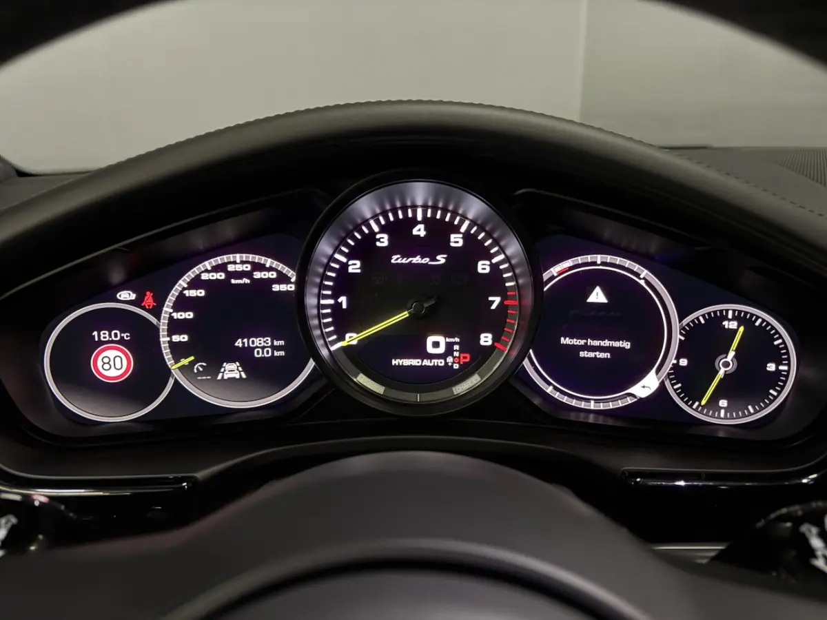 4.0 Turbo S E-Hybrid Keramisch|SportChrono|Sportdesign