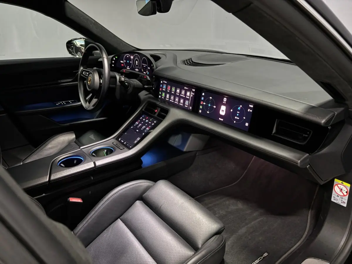 Turbo 93 kWh Pano|Bose