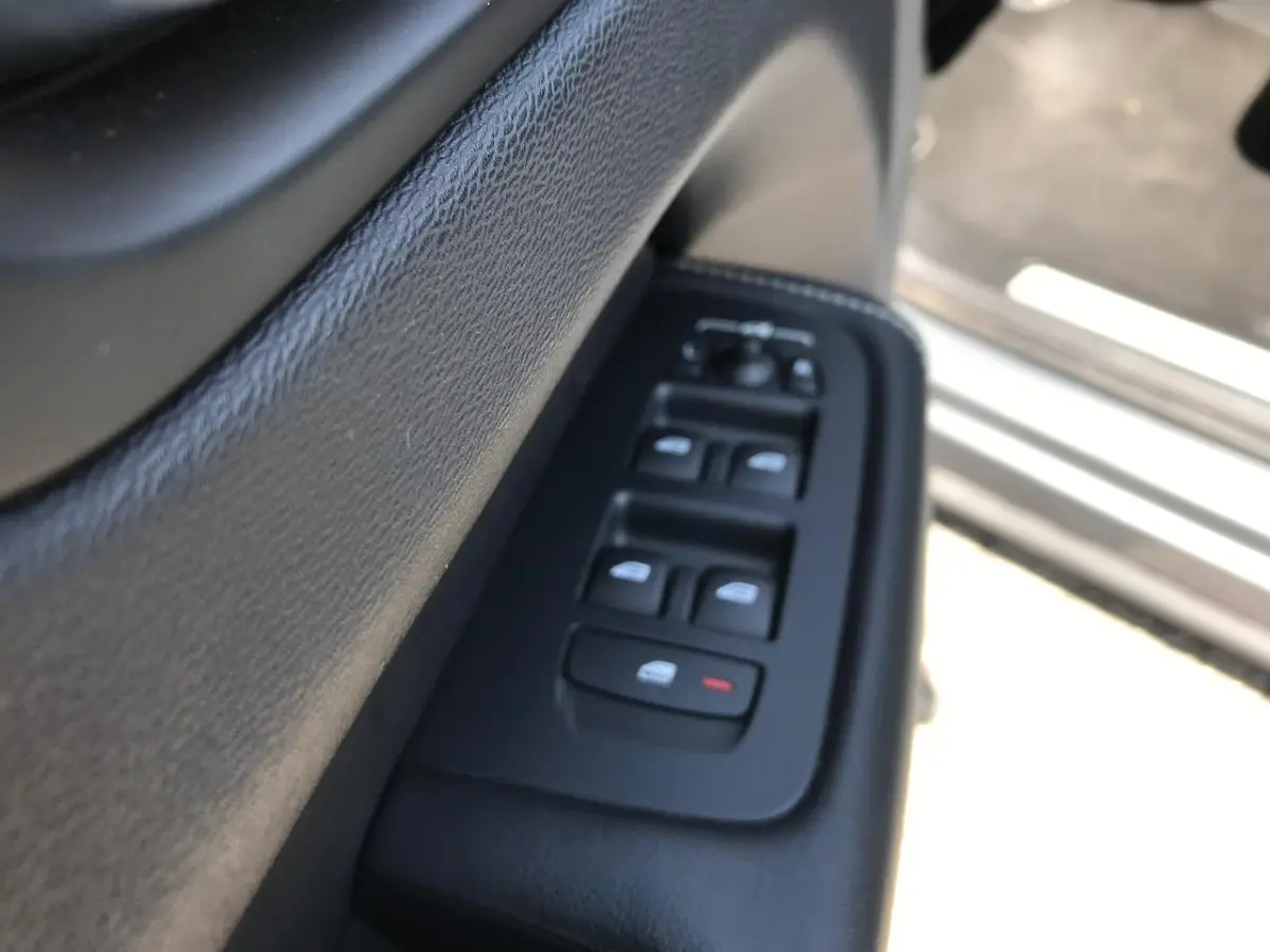 2.0 T4 Inscription R-design