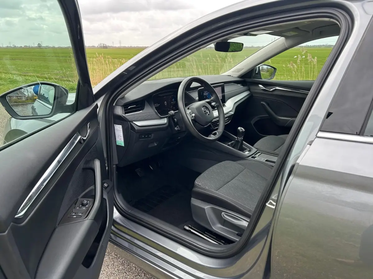1.0 TSI Business Edition Plus Elec. Trekhaak / Stuur/Stoel verwarming