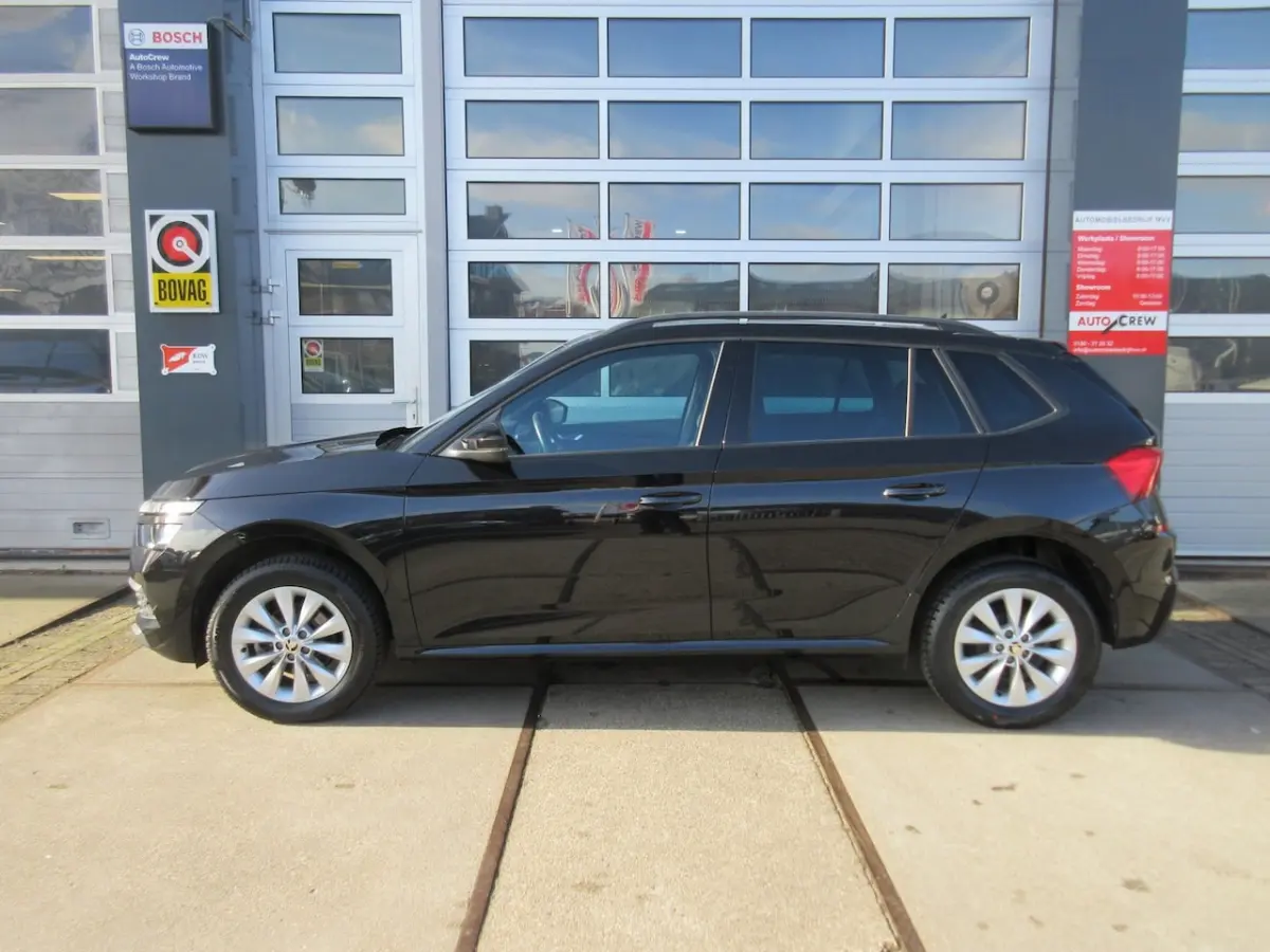 1.0 TSI Sport Business / Carplay / PDC / Navi