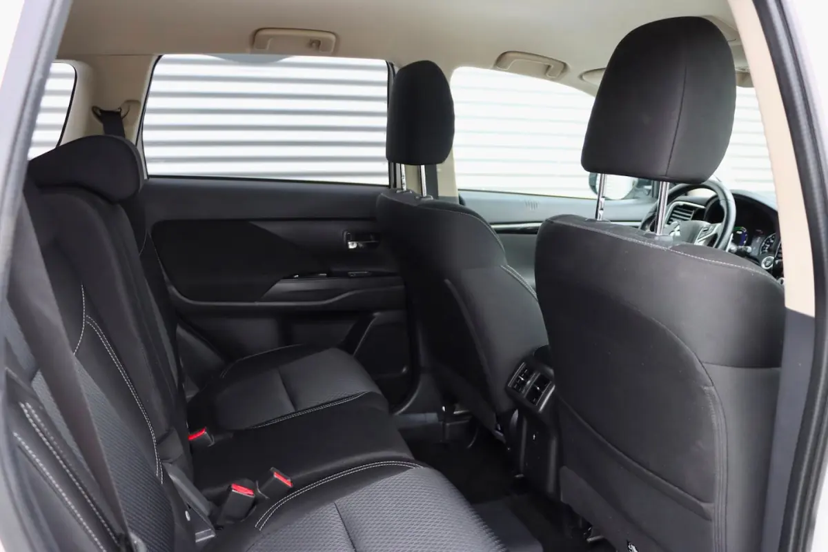 2.4 PHEV Pure | CARPLAY | CAMERA | STOELVERWARMING
