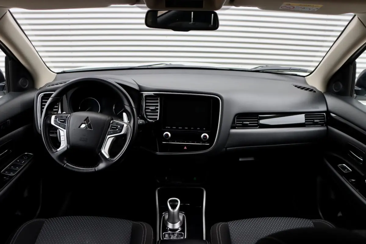 2.4 PHEV Pure | CARPLAY | CAMERA | STOELVERWARMING