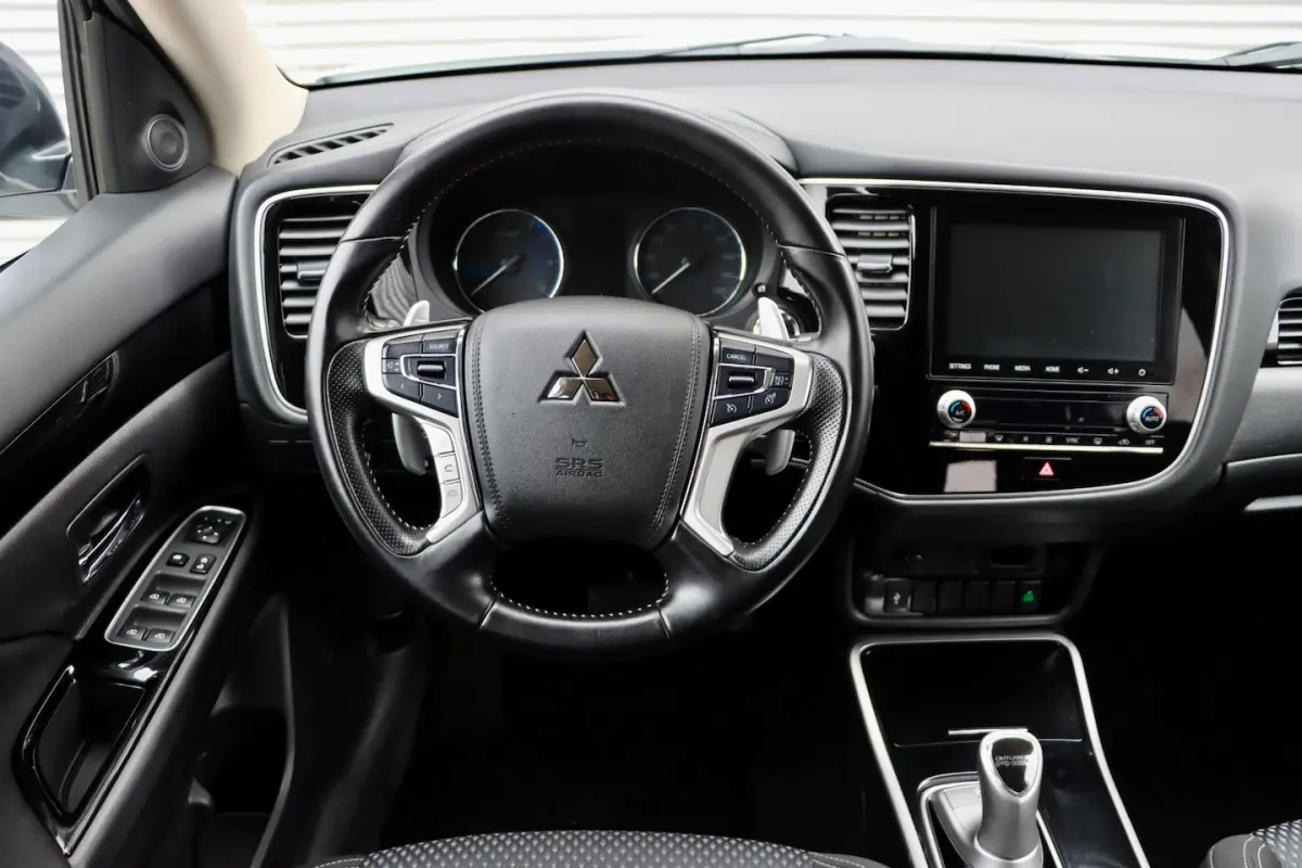 2.4 PHEV Pure | CARPLAY | CAMERA | STOELVERWARMING