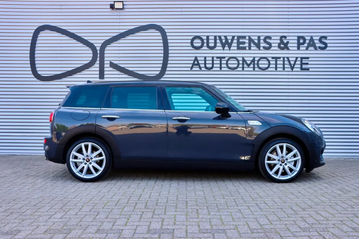 2.0 Cooper S ALL4 | JCW | HARMAN KARDON | HEAD UP | NAVI