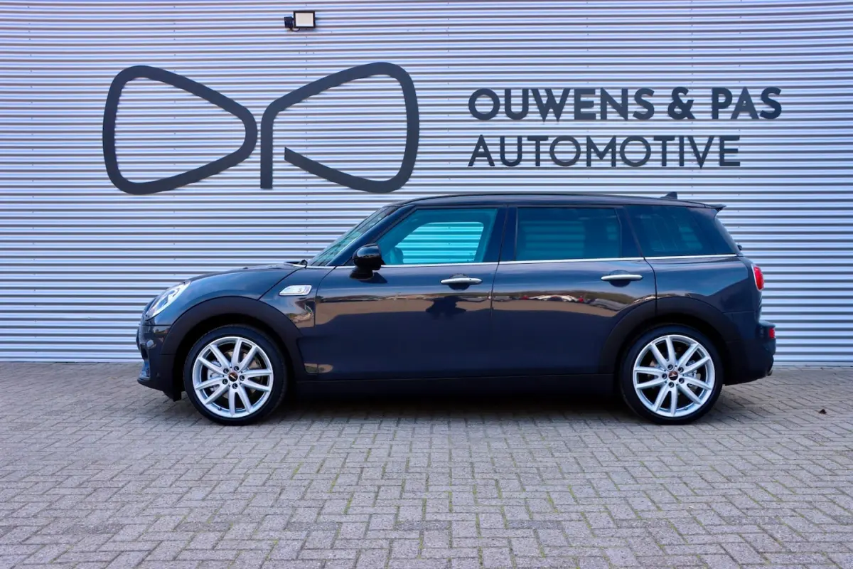 2.0 Cooper S ALL4 | JCW | HARMAN KARDON | HEAD UP | NAVI