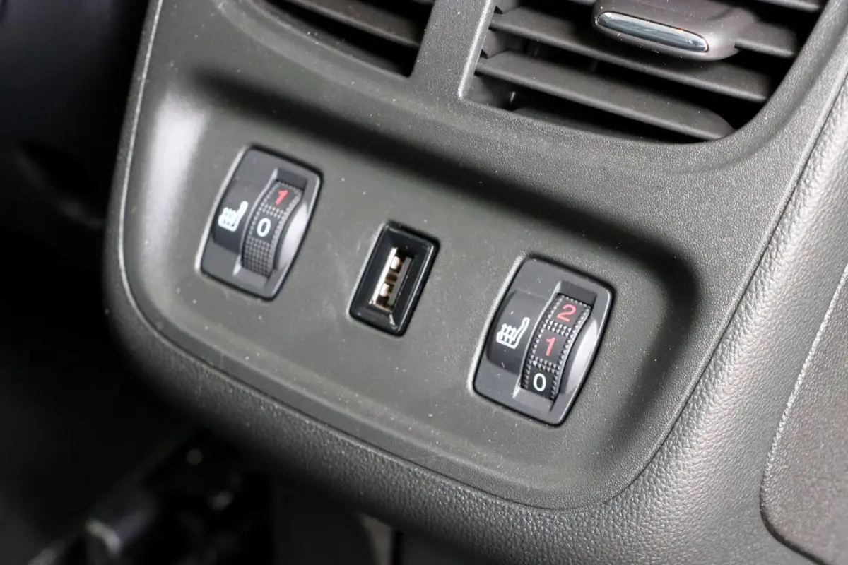 1.6 Turbo Ultimate | LEER | CARPLAY | CAMERA | NAVIGATIE | DENON