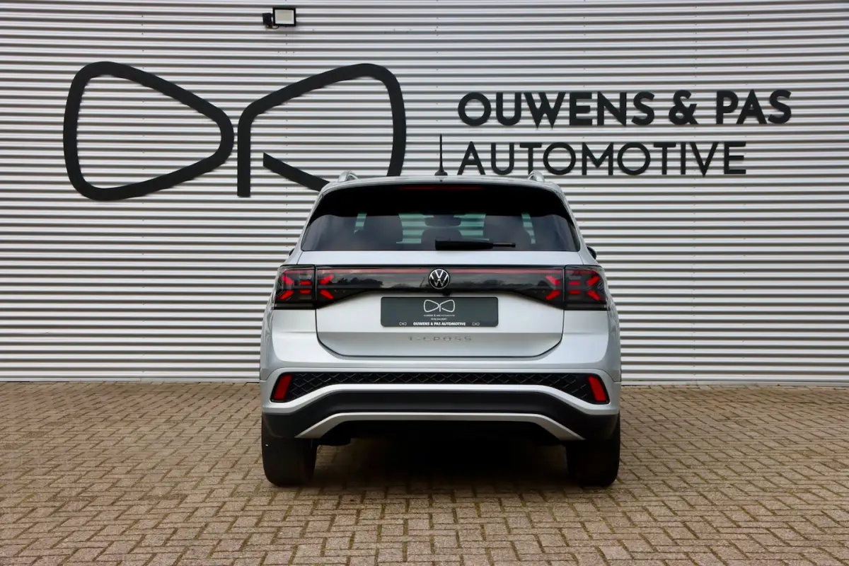 1.5 TSI R-Line Business | FACELIFT | CAMERA | CARPLAY | LED | ACC | VIRTUAL