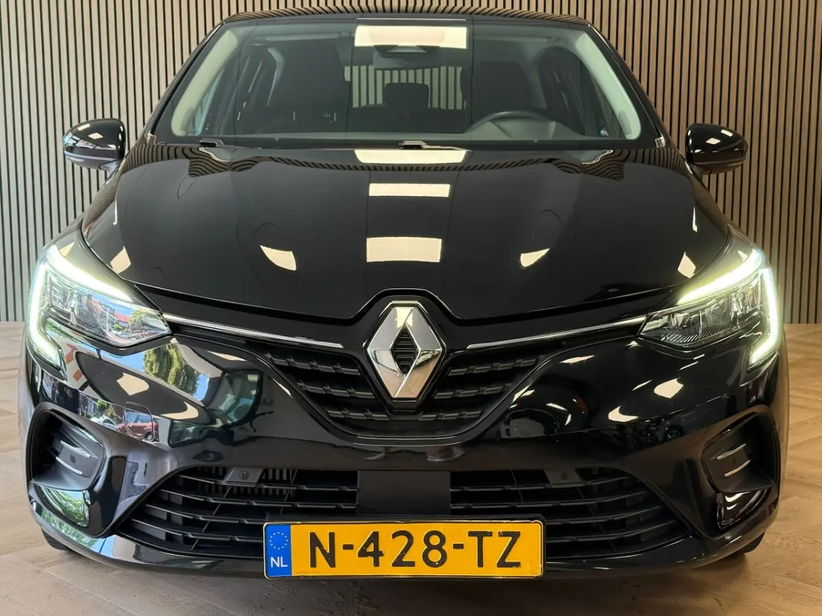 1.0 TCe Limited NAVI CAMERA CRUISE CONTROL AIRCO PDC