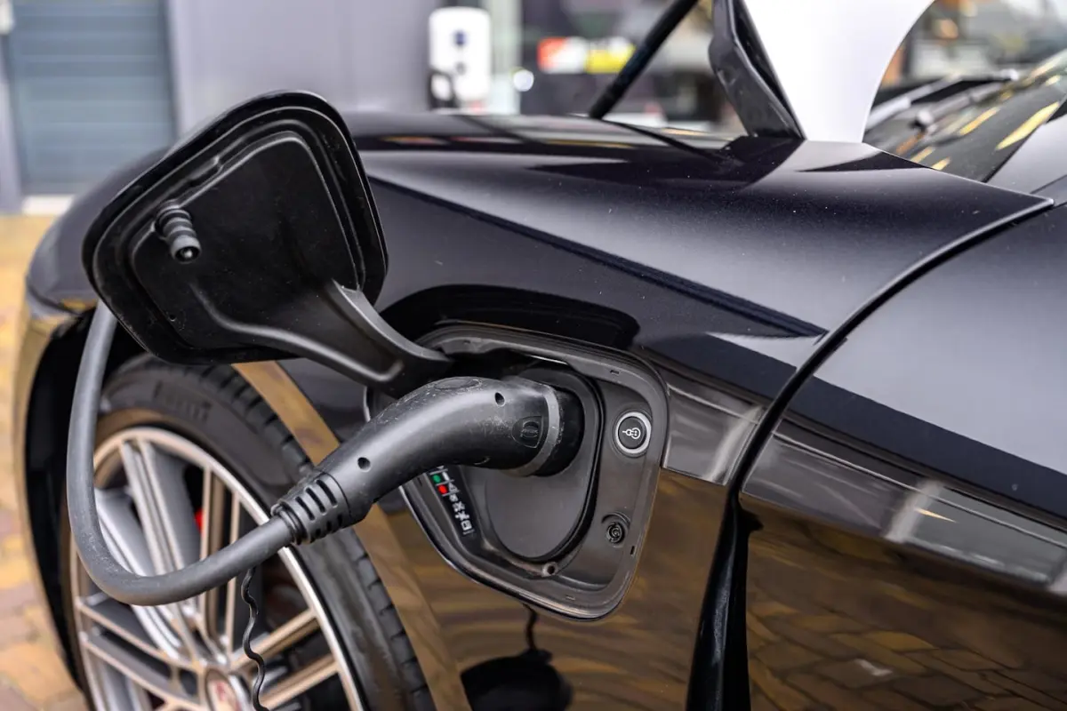 4S Performance 84 kWh|Panorama|Sport|