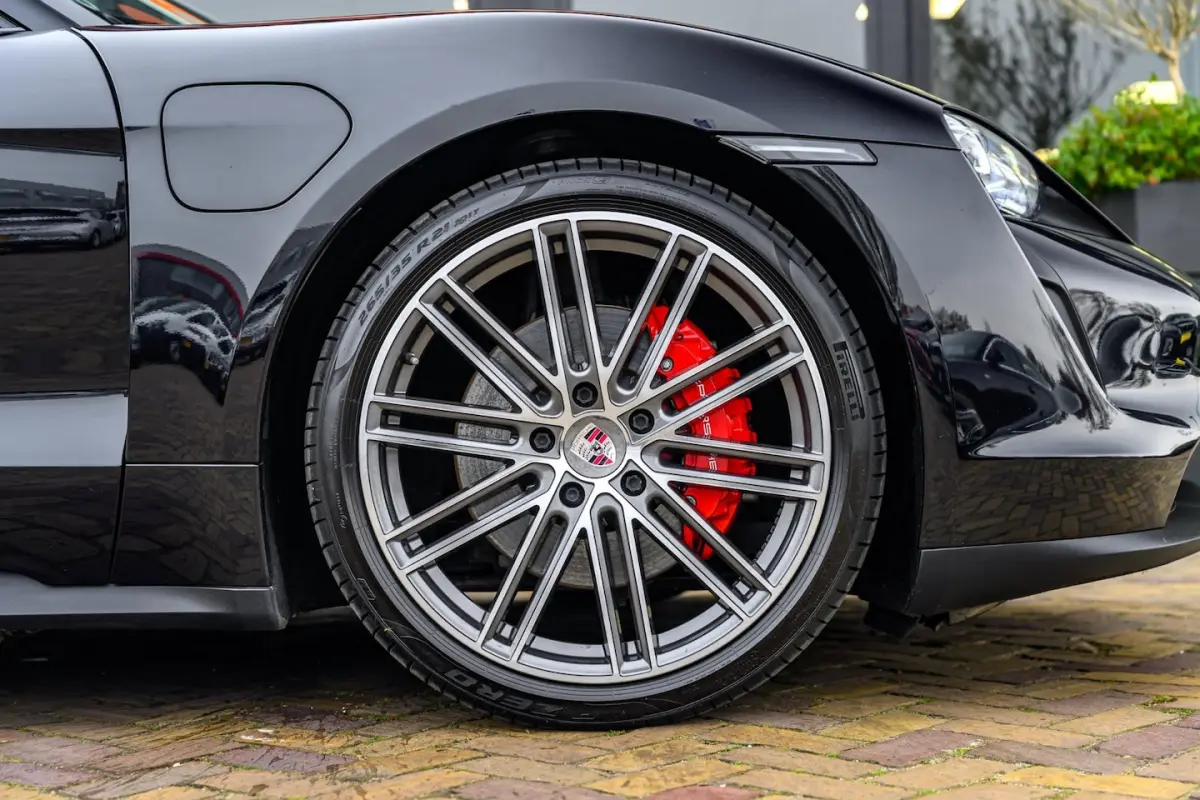 4S Performance 84 kWh|Panorama|Sport|