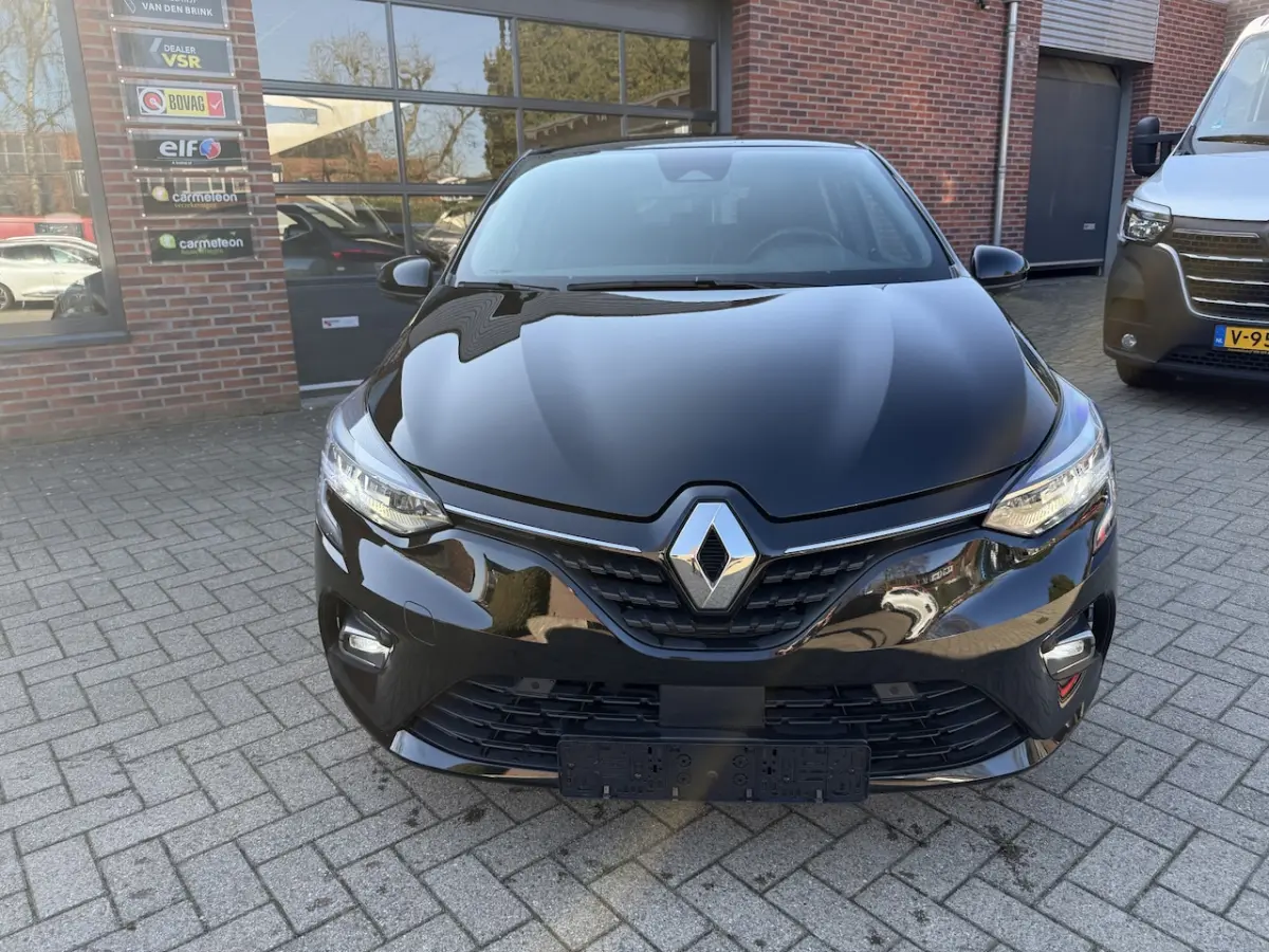 1.6 E-Tech Hybrid 140 Intens