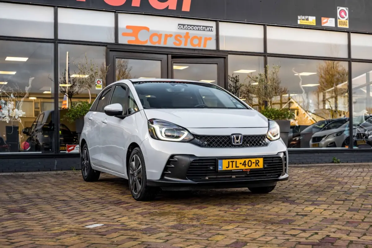 1.5 e:HEV Advance|Car Play|Camera|Clima