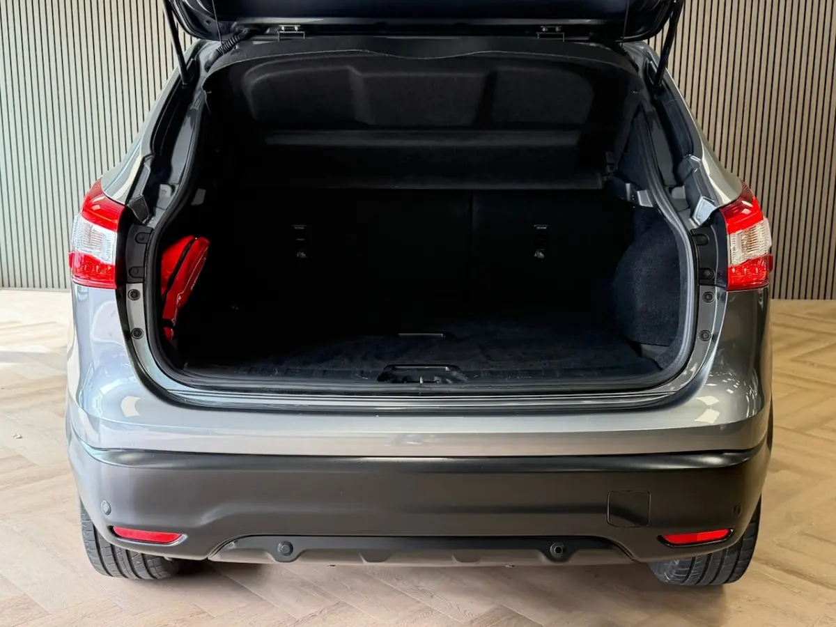 1.2 N-Connecta PANORAMADAK CAMERA PDC LEDER KEYLESS-GO STOELVERWARMING LANE ASSIST START/S