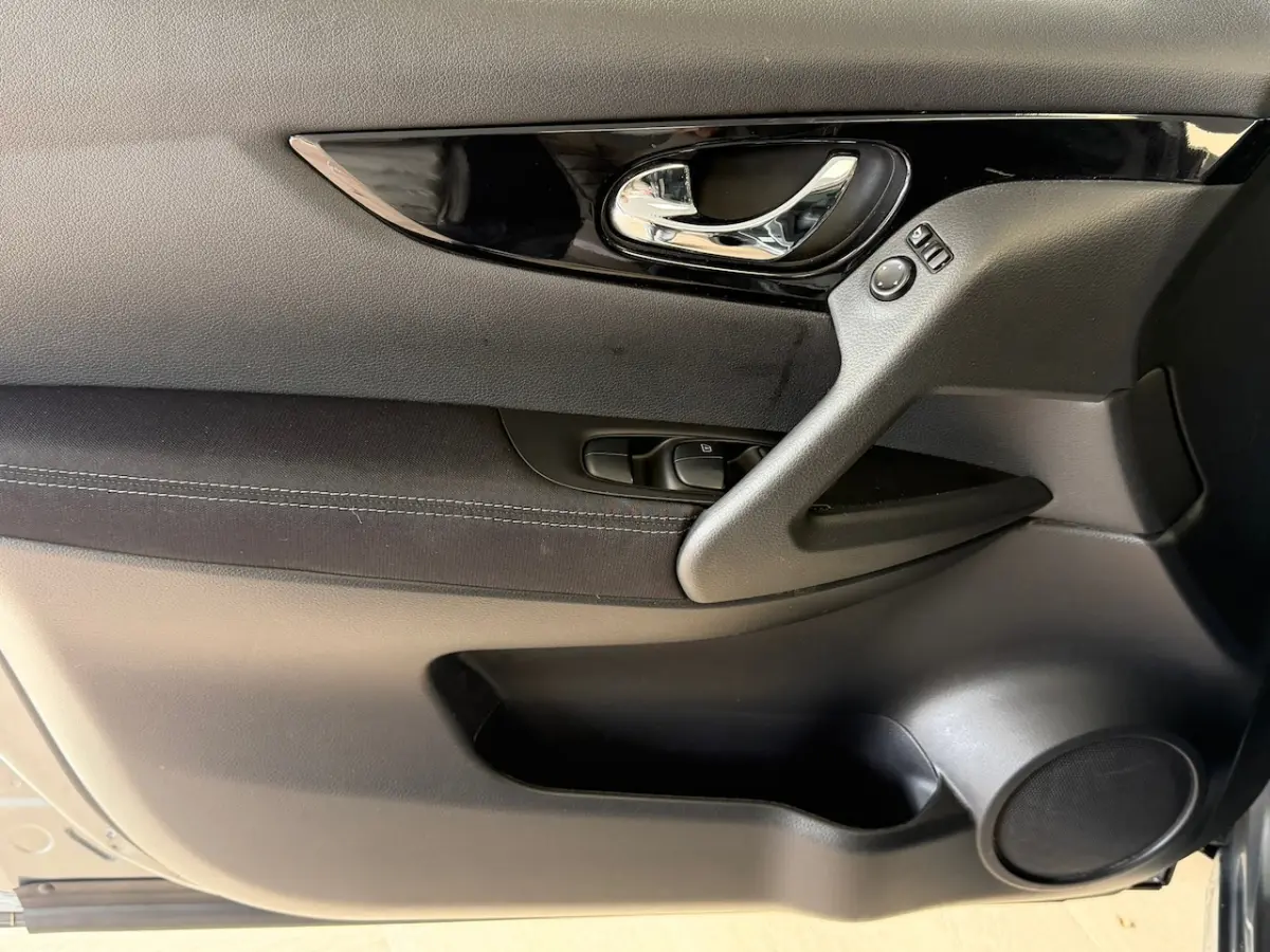 1.2 N-Connecta PANORAMADAK CAMERA PDC LEDER KEYLESS-GO STOELVERWARMING LANE ASSIST START/S