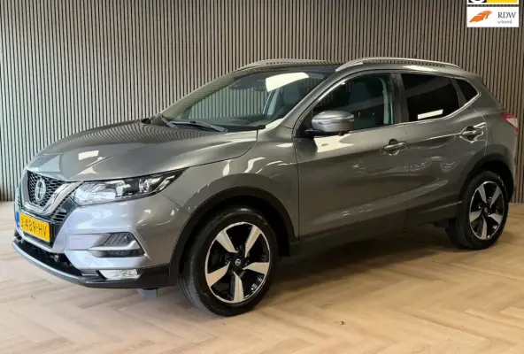 1.2 N-Connecta PANORAMADAK CAMERA PDC LEDER KEYLESS-GO STOELVERWARMING LANE ASSIST START/S