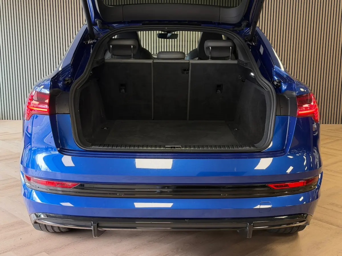 55 quattro S edition 95 kWh RS STOELEN PANO CAMERA VIRTUAL COCKPIT NAVI LEDER APPLE CARPLA