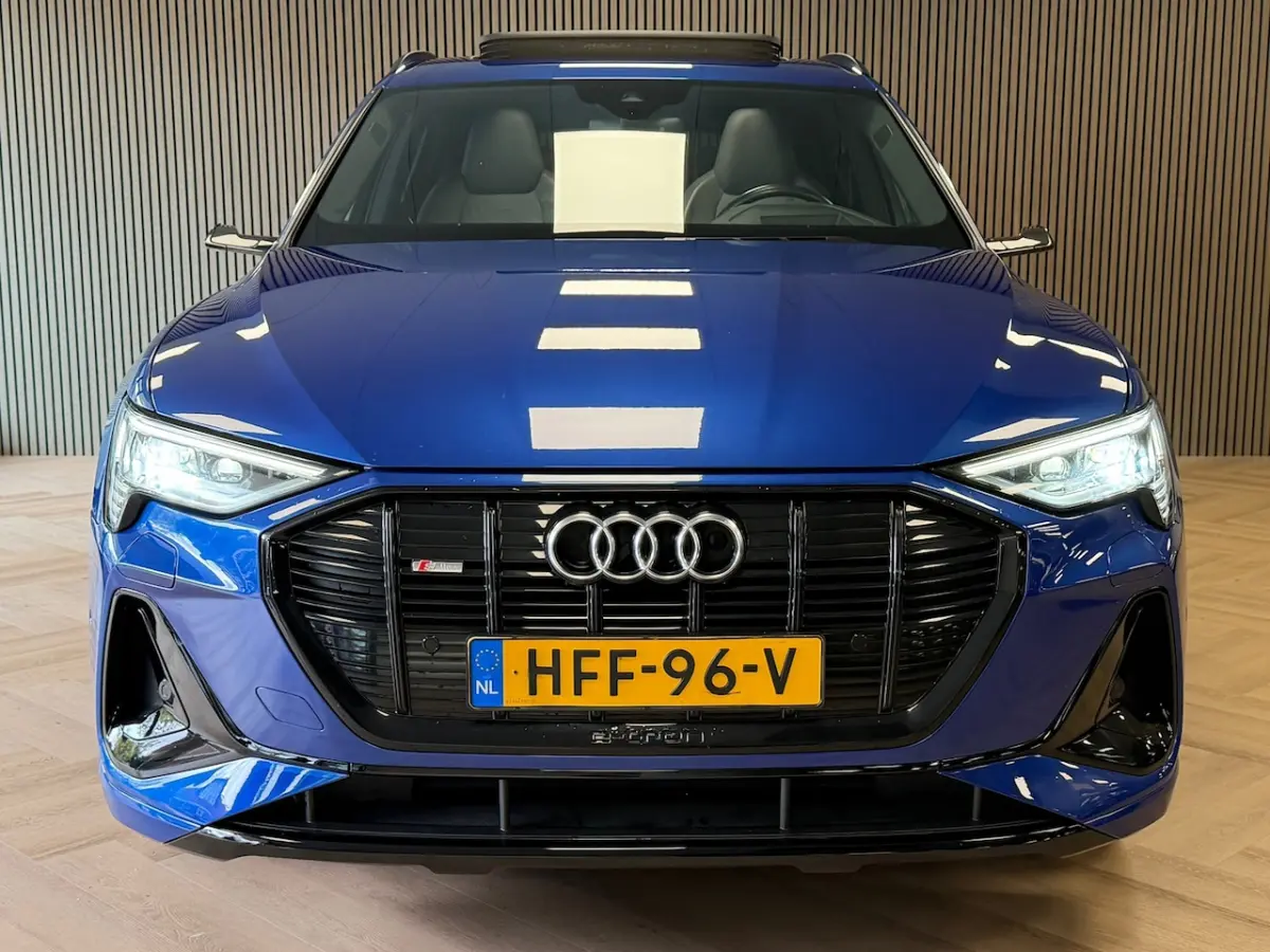 55 quattro S edition 95 kWh RS STOELEN PANO CAMERA VIRTUAL COCKPIT NAVI LEDER APPLE CARPLA