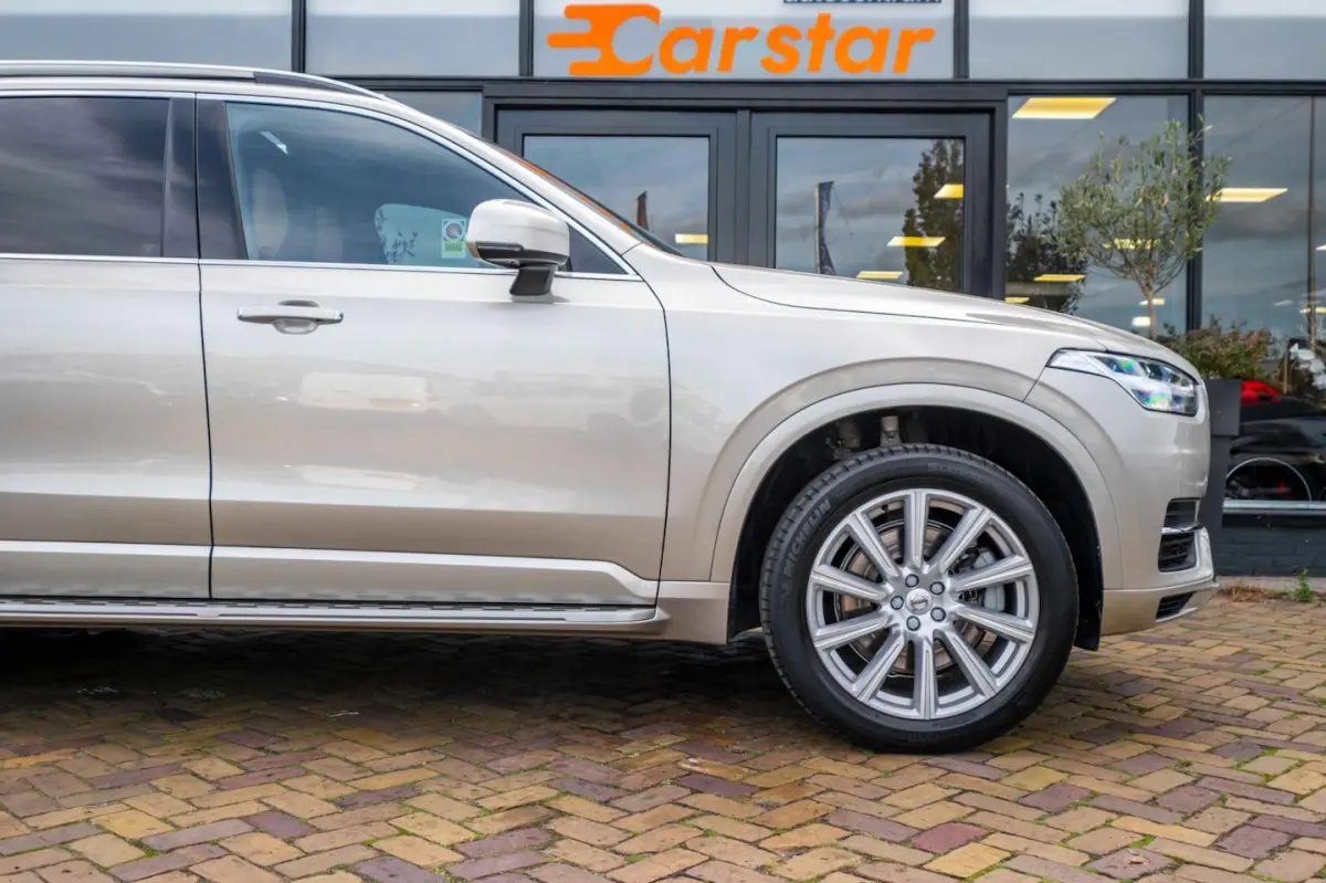 2.0 T8 Twin Engine AWD Inscription|PANO|LEDER|CAMERA|CARPLAY