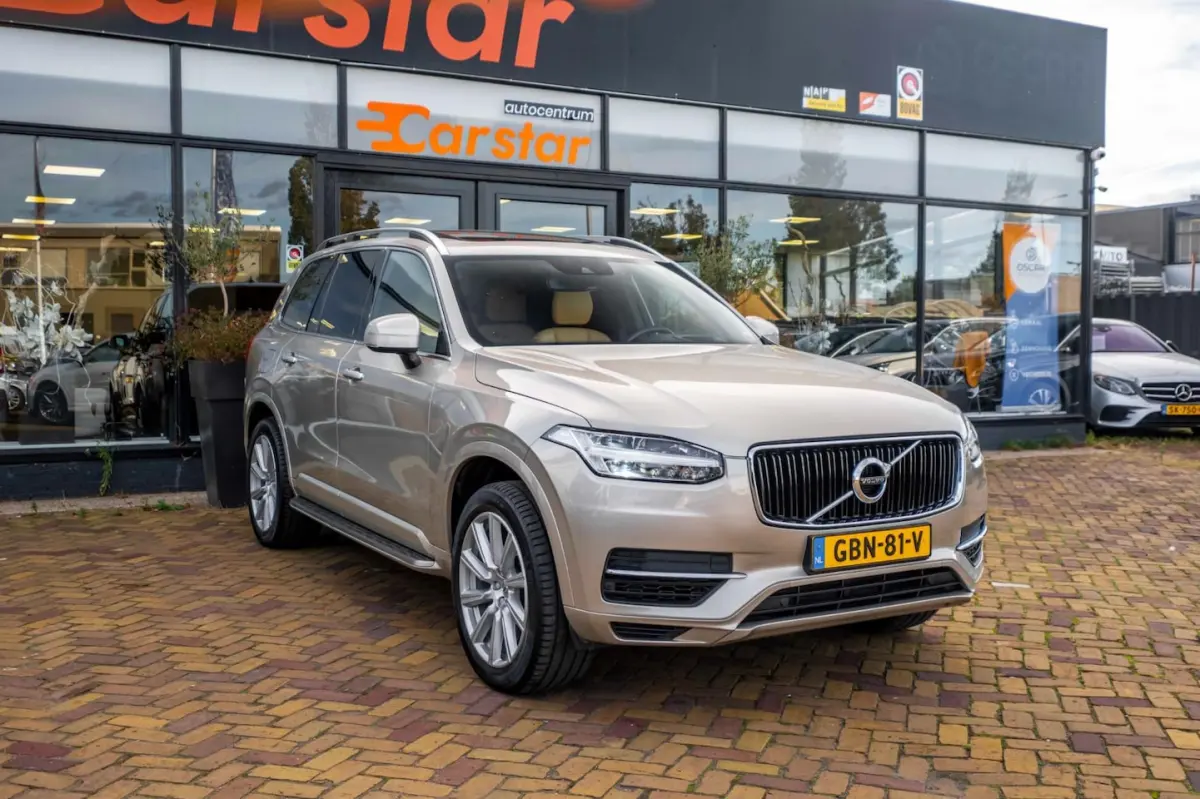 2.0 T8 Twin Engine AWD Inscription|PANO|LEDER|CAMERA|CARPLAY