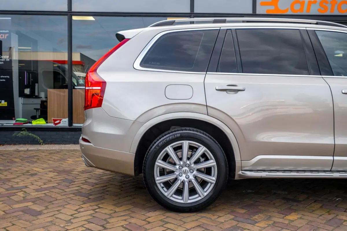 2.0 T8 Twin Engine AWD Inscription|PANO|LEDER|CAMERA|CARPLAY