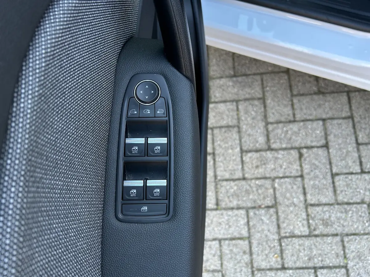 1.6 E-Tech full hybrid 145 techno