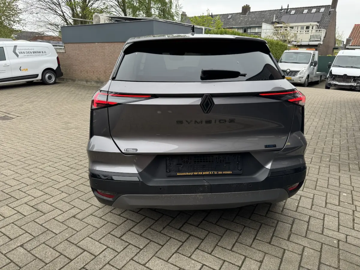 1.6 E-Tech full hybrid 145 esprit Alpine PANODAK/ HARMAN EN KARDON/ADAPTIEVE CRUIS CONTROL