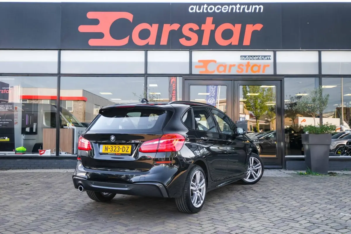 218i Business Edition Plus|M-Sport|Leer|Navi|