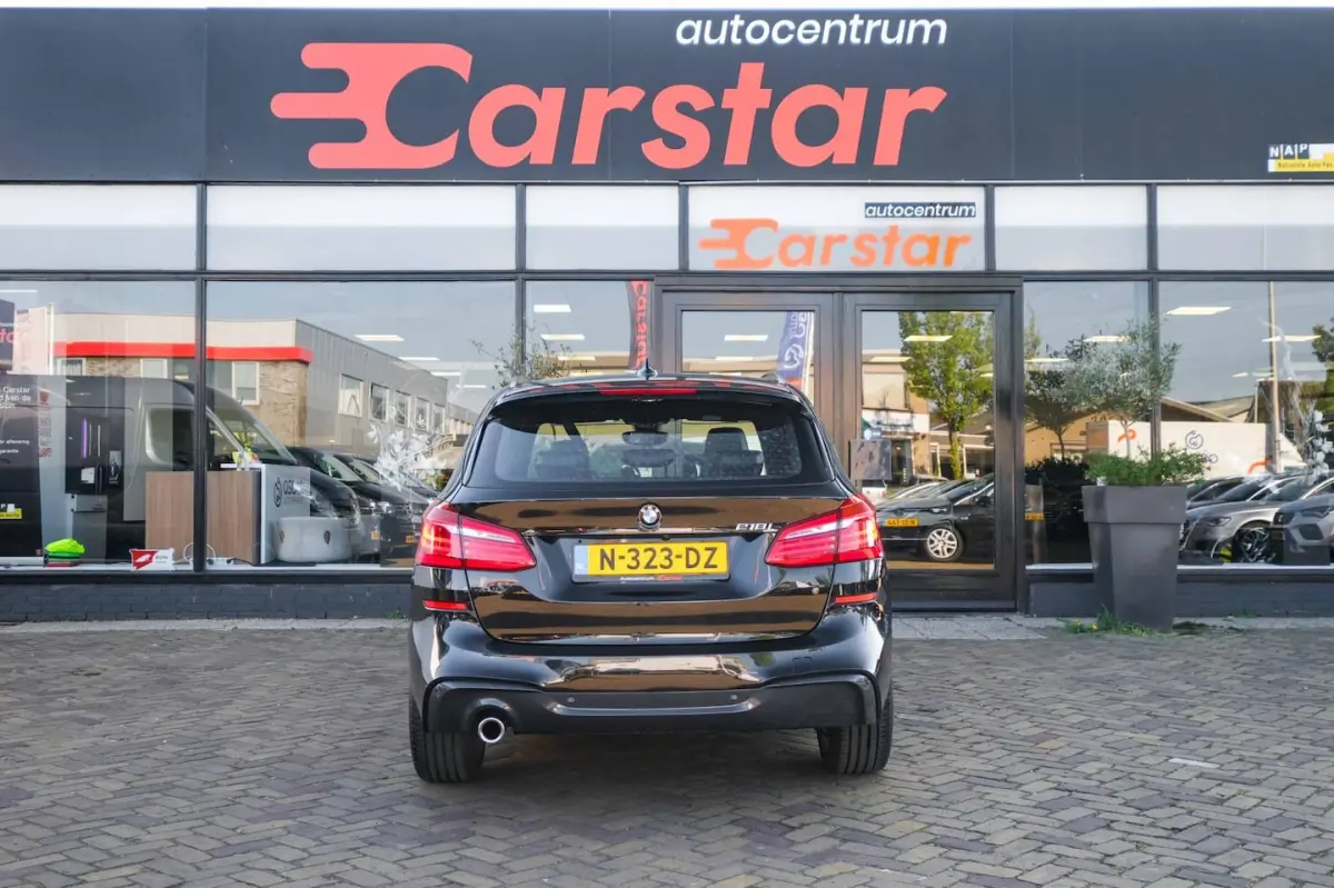 218i Business Edition Plus|M-Sport|Leer|Navi|