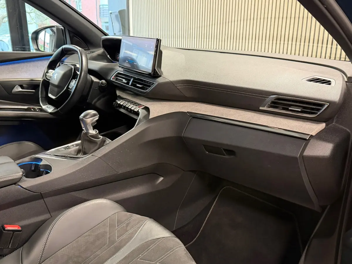 1.2 PureTech GT 7 PERS. NAVIGATIE CAMERA APPLE CARPLAY PDC KEYLESS-GO LANE-ASSIST USB