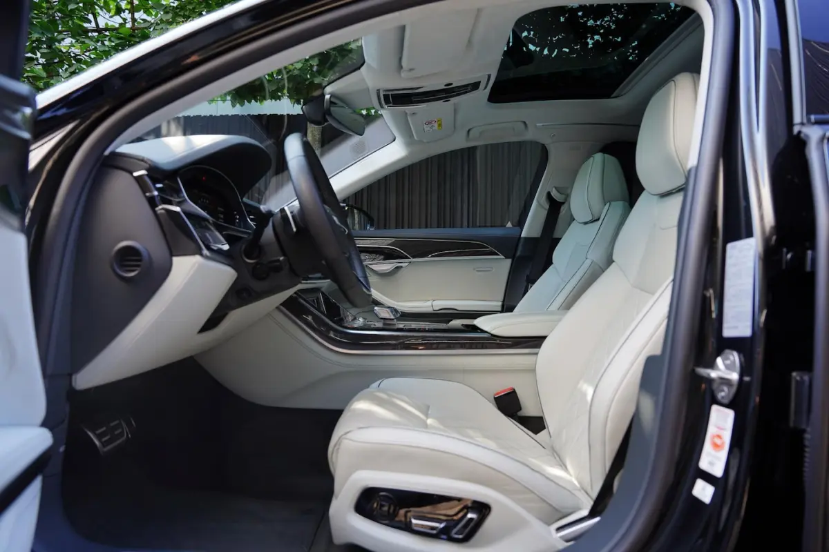 4.0 TFSI Quattro / BTW / B&O / Individual / ABT