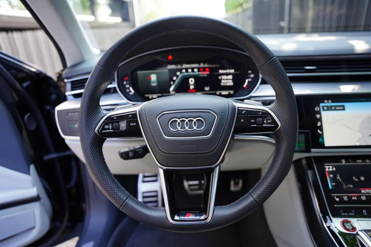 4.0 TFSI Quattro / BTW / B&O / Individual / ABT