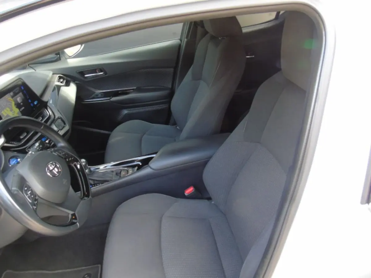 1.8i Hybride Edition - 2019 98DKM - Navi - Camera- Two Tone