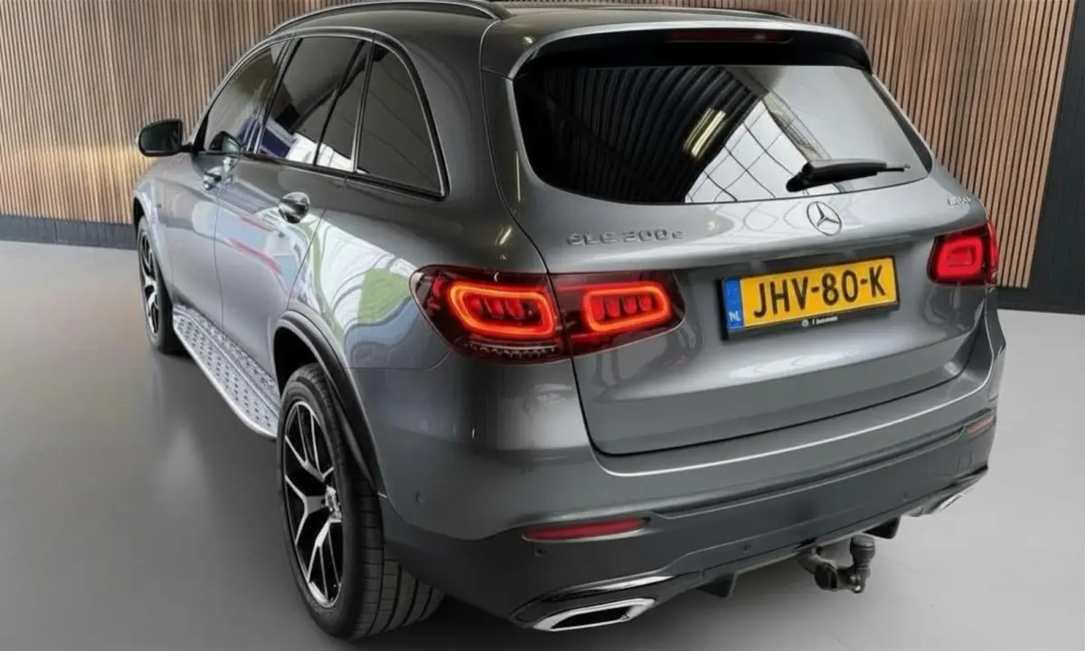 300e 4MATIC AMG PANO MEMORY BURMESTER TREKHAAK LED