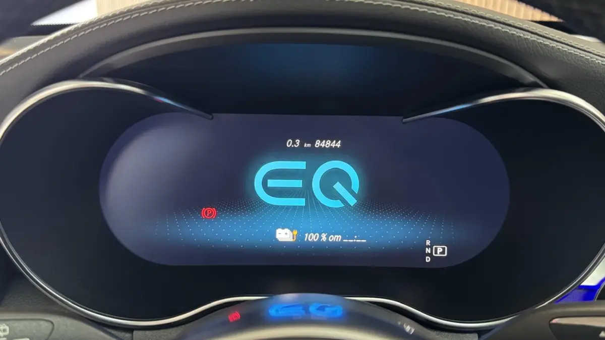 300e 4MATIC AMG PANO MEMORY BURMESTER TREKHAAK LED