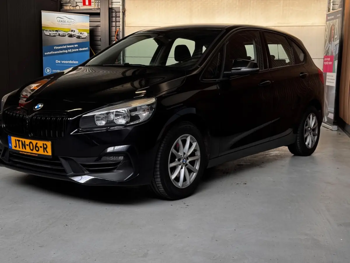 218i LCI High Executive AUTOMAAT PDC GARANTIE