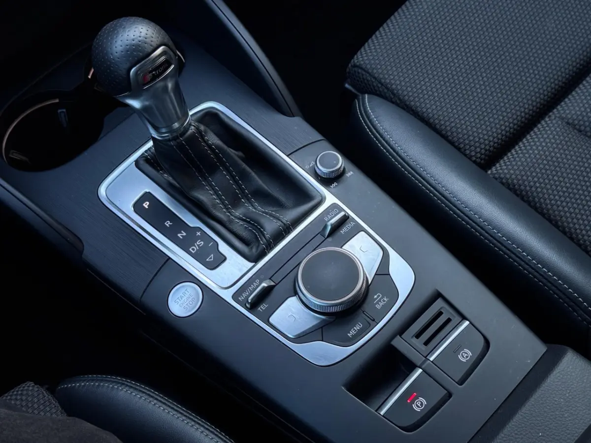 1.5 TFSI Sport S-Line Automaat navi pdc led