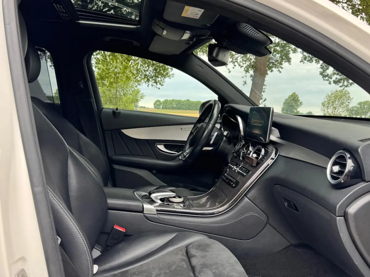 250 d 4MATIC Edition 1 AMG SCHUIFDAK HEADUP INRUIL MOG