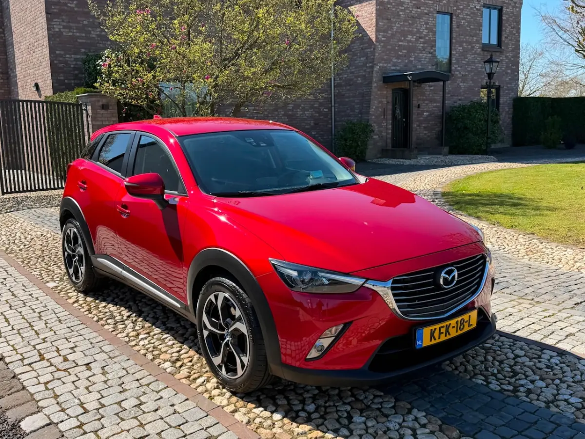 2.0 SkyActiv-G 120 TS+ Leder HUD Navi Clima