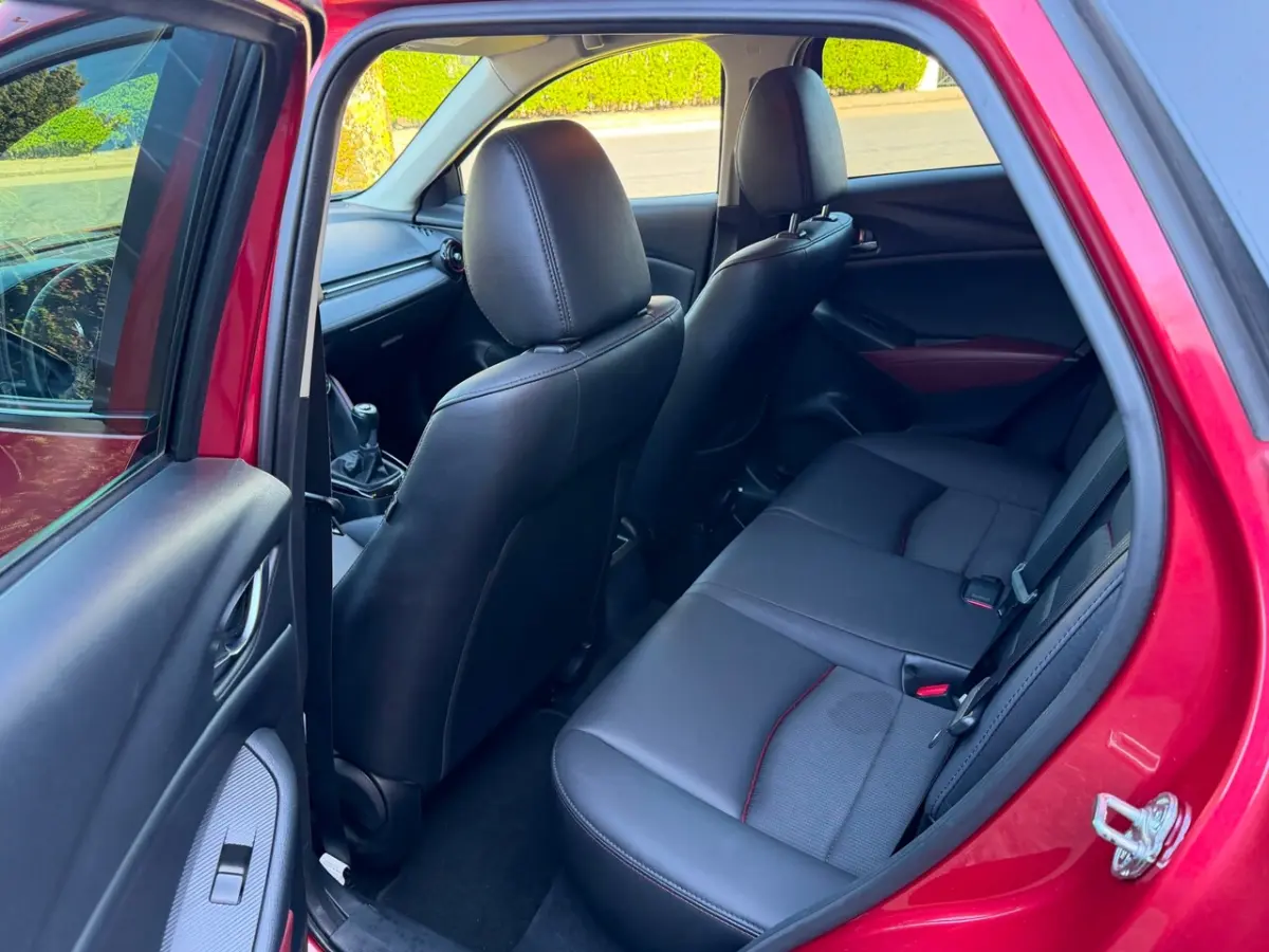 2.0 SkyActiv-G 120 TS+ Leder HUD Navi Clima