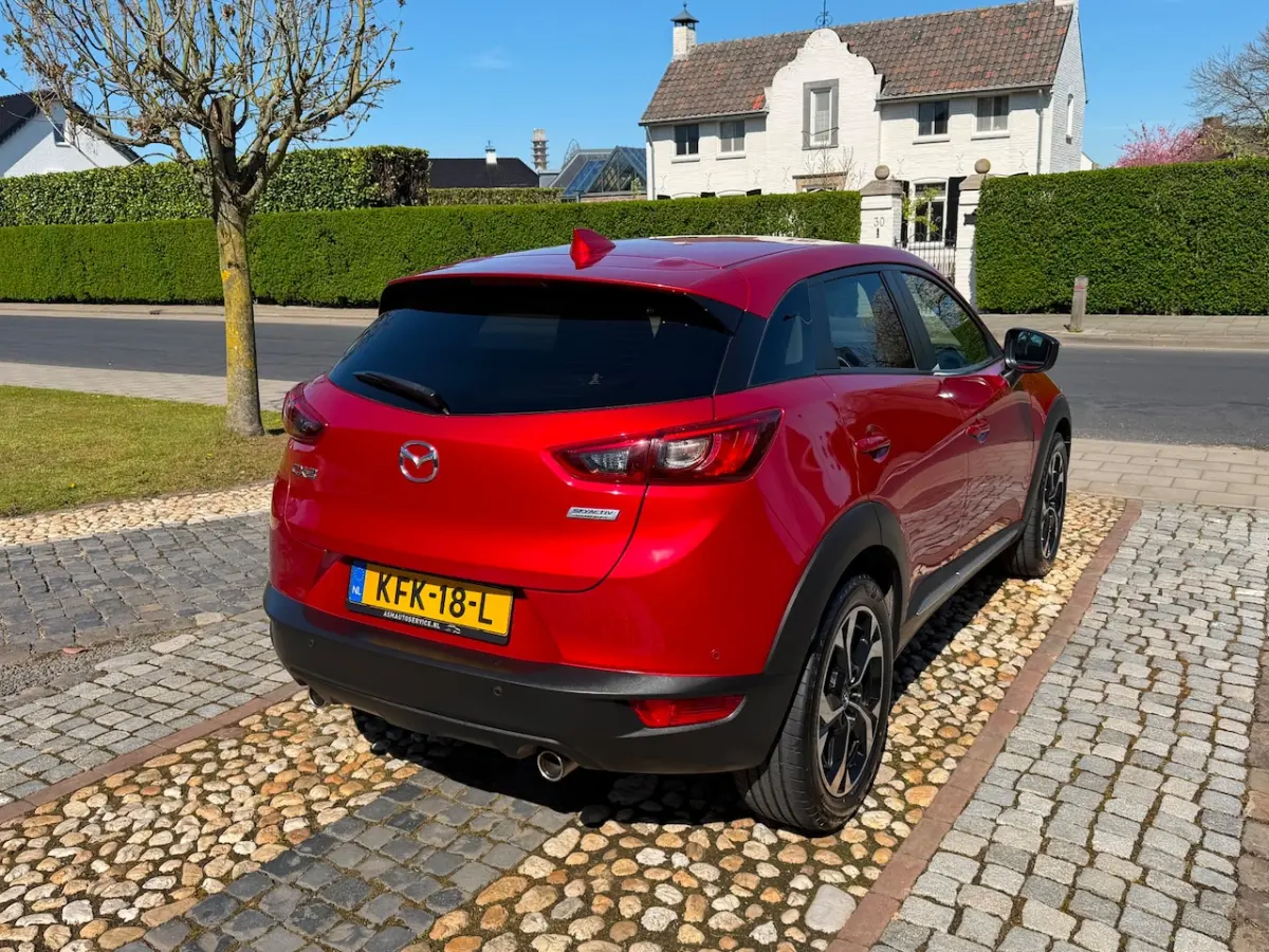 2.0 SkyActiv-G 120 TS+ Leder HUD Navi Clima