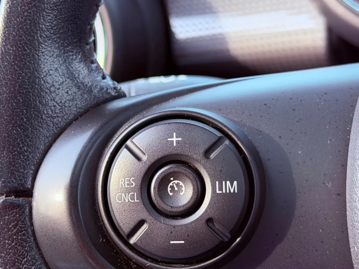 1.5 Business Panoramadak Navi