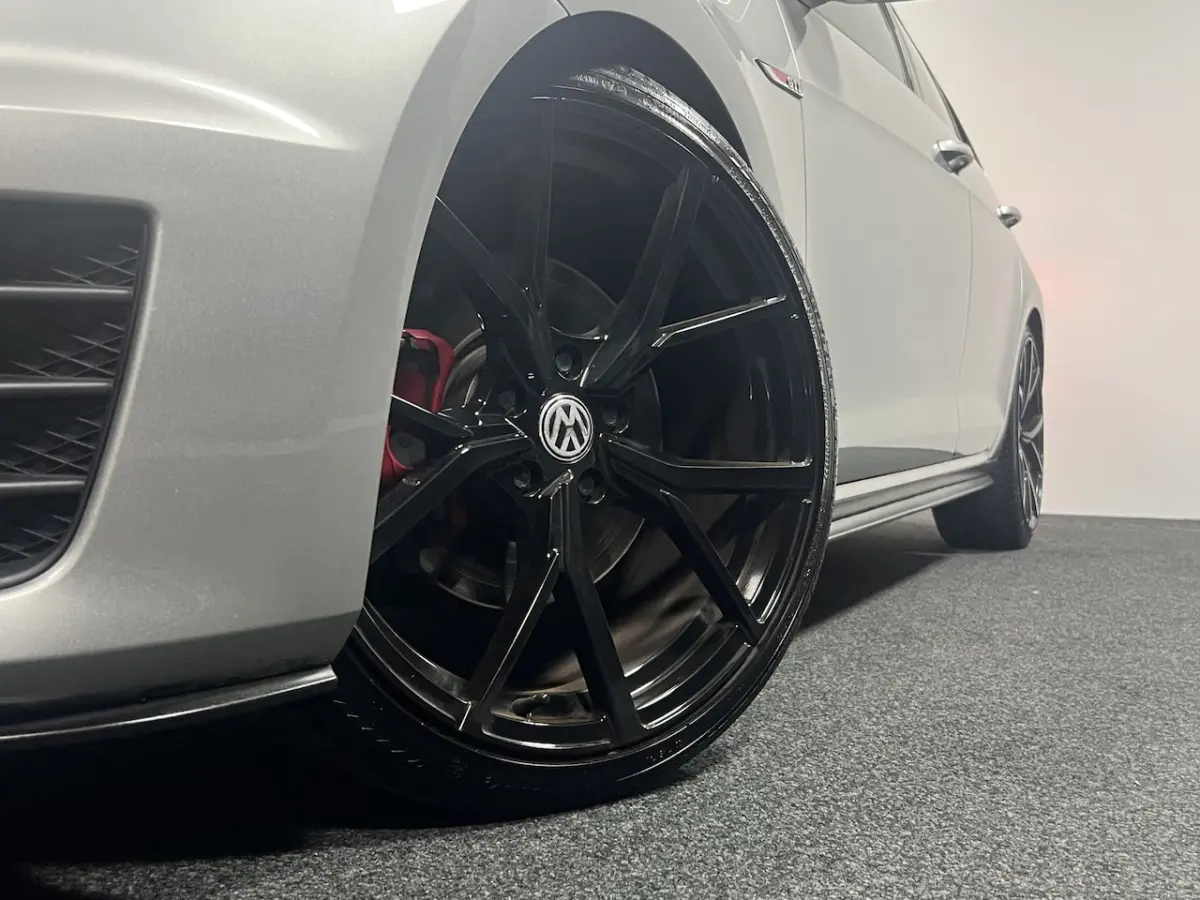 2.0 TSI GTI 310PK | CARPLAY | KLEPSYSTEEM | EIBACH | STOELVERWARMING | PARKEERSENSOREN |