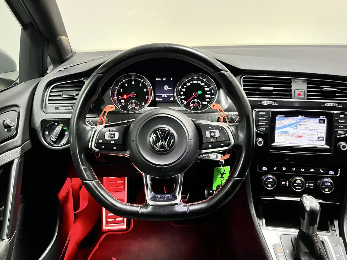 2.0 TSI GTI 310PK | CARPLAY | KLEPSYSTEEM | EIBACH | STOELVERWARMING | PARKEERSENSOREN |